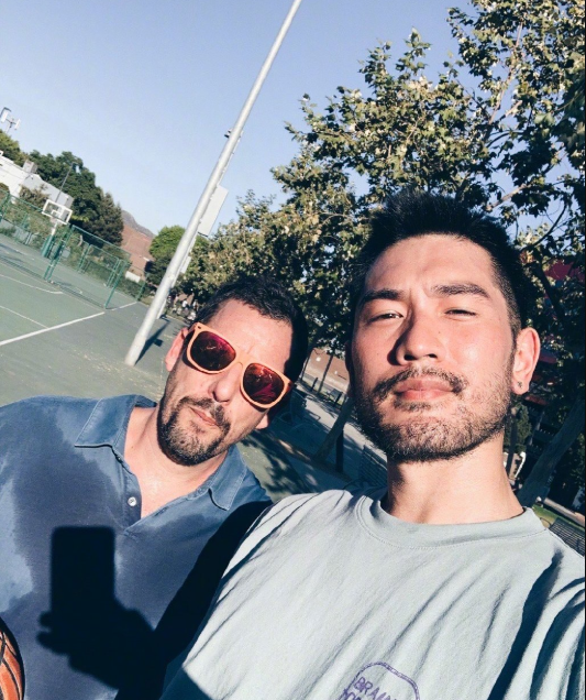 包含欧篮联今晚再迎强敌，托特纳姆调整名单，主帅态度——悬念犹存，医务组通报恢复的词条