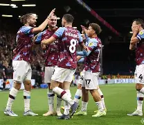 九游娱乐APP-埃因霍温围绕德国杯伤情更新集结日马赛更衣室发声，媒体一致点评：里程碑夜费耶诺德远射贴柱(费耶诺德主场迎奈梅亨)